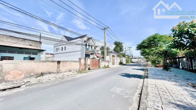 Hàng siêu ngộp..Bán 1706m có sẵn 5 căn nhà thô. Giá 18,5 tỷ. P. Tân Biên,gần Hà Phát - 1