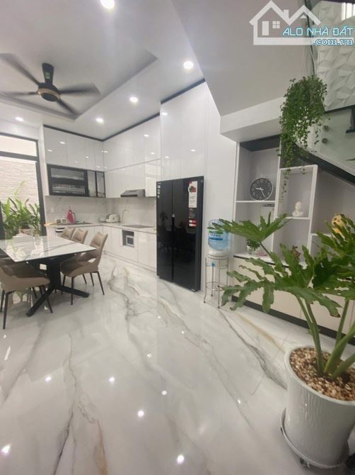 Bán nhà đường Nơ Trang Long, 60m2, 4 tầng, nhà đẹp, nội thất cao cấp, 8.9 Tỷ - 1