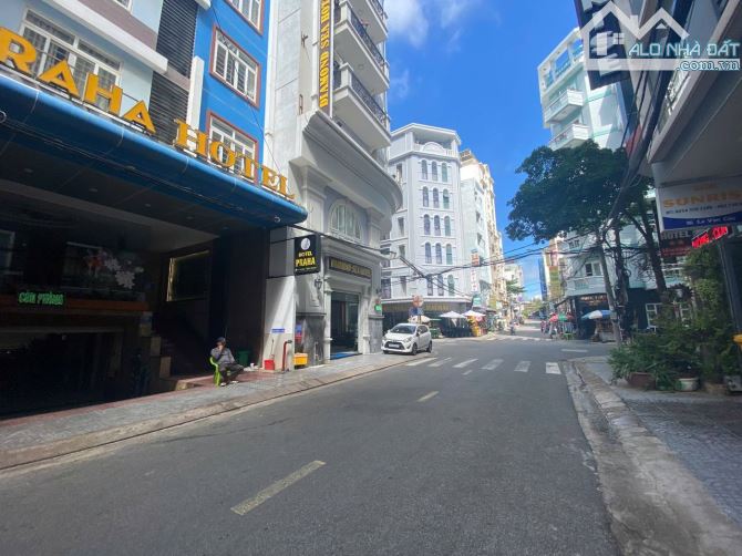 Bán Nhà 1 Trệt 3 Lầu Mặt Tiền Đường Phan Huy Chú 91M2 (5x18.3) - Giá: 14Tỷ - 2