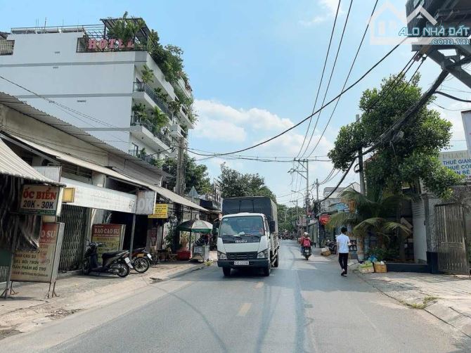 BÁN NHÀ TÂN THỚI NHẤT -4,5* 18- TRỆT 2 LẦU ĐẸP LONG LANH- HXH- 5,6 TỶ - 3