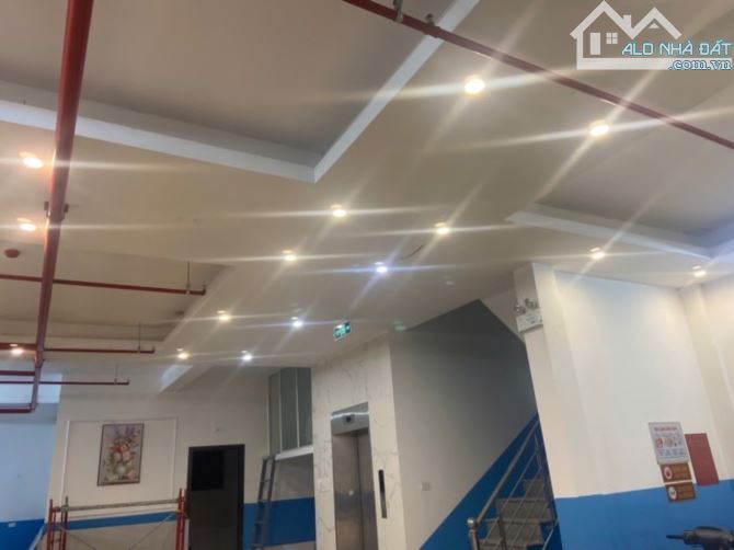LÔ GÓC CCMN NGỌC TRỤC 2 THOÁNG 45M2X6T, MẶT TIỀN 4.1M, THANG MÁY, GIÁ CHỈ 8.2 TỶ TL