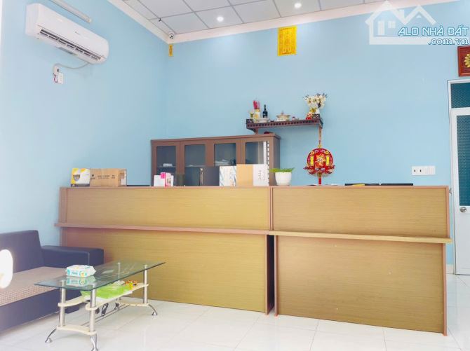 CẦN BÁN KHO GẦN NGÃ TƯ Y NGÔNG - GIẢI PHÓNG P. TÂN TIẾN