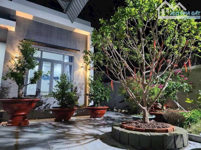 Bán biệt thự vườn không gian mở..căn nhà tâm huyết..Phường Phú Tân - Tp Bến Tre