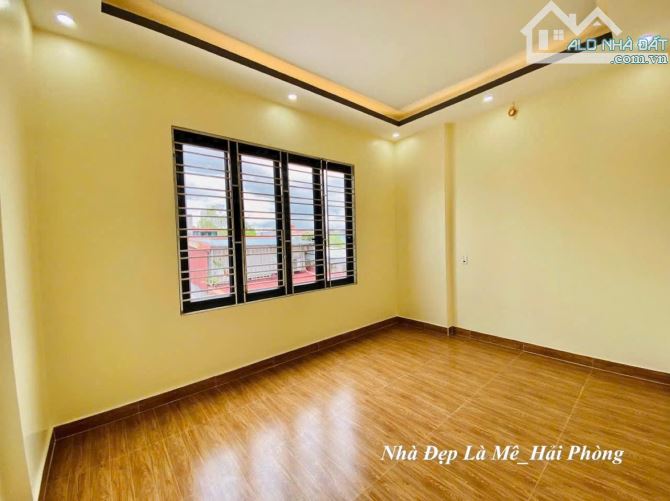 Bán nhà 3 tầng xây mới ngõ 440 chợ Hàng - 1