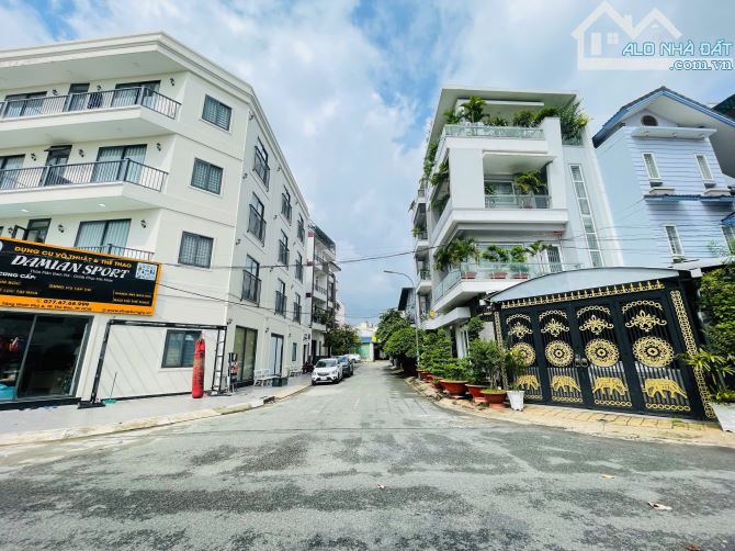 Hiếm- Bán tòa nhà 4 tầng góc 2 đường nhựa 12m ngay Lê Văn Việt 207m2 thu nhập 150tr/th - 1