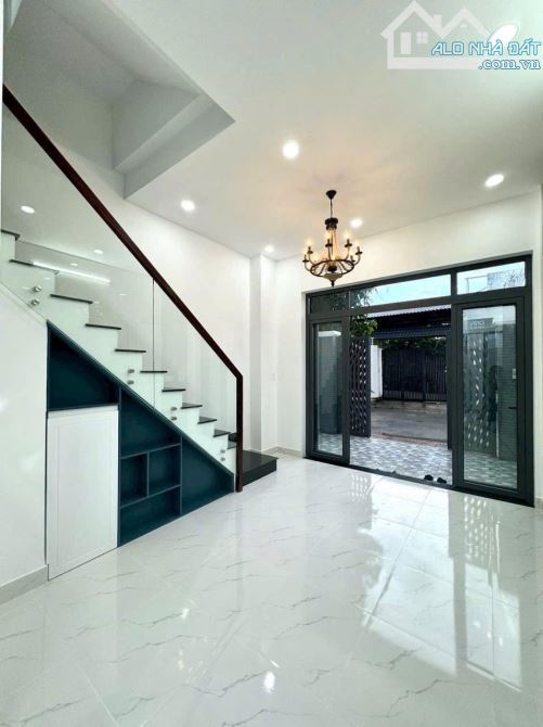 Nhà mới , Đ Hoàng Dư Khương,P12,Q10 . 69,5m² ( 5m x 13,9m )Giá 3.360tỷ - 1