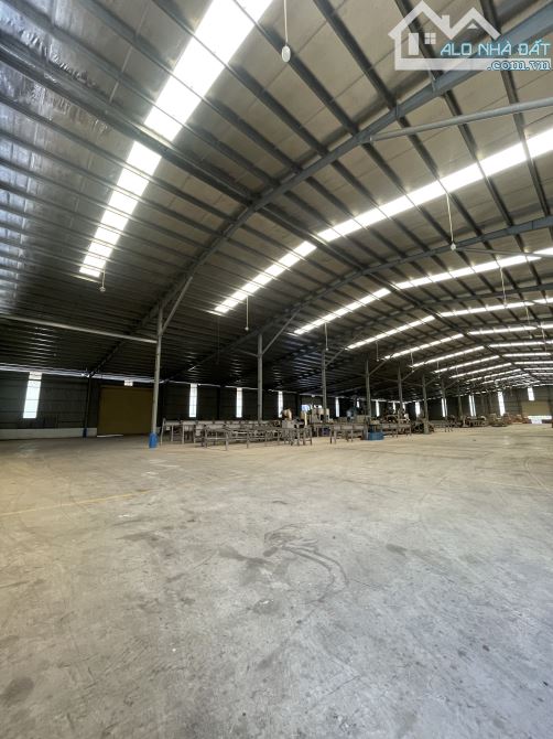 Cho thuê kho xưởng 1000m2 đến 8000m2 Bùi Văn Hoà, Long Bình,Biên Hoà gần vòng xoay cổng 11 - 1