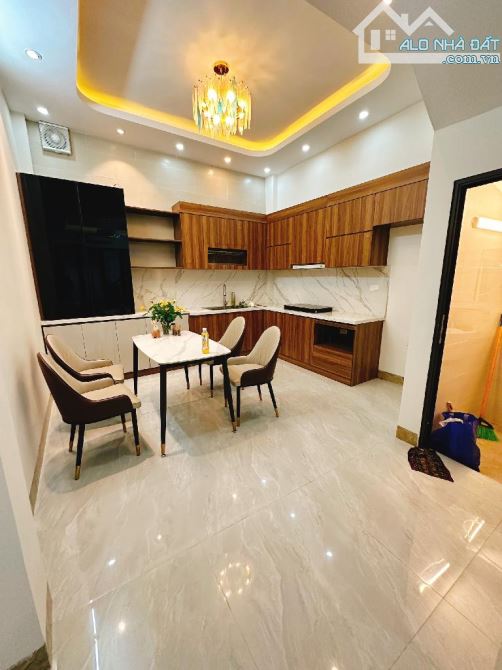 Bán Nhà Yên Lạc - Phân Lô Ô Tô, Kinh Doanh Đỉnh, 5 Tầng, 51m², Trung Tâm HBT, Nhỉnh 13 Tỷ - 2