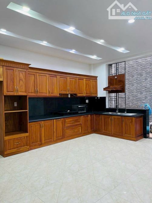 Nhà Mặt Tiền 4 Tầng - Khu TÊN LỬA - 90M2 - Hoàn Công Đủ - 2