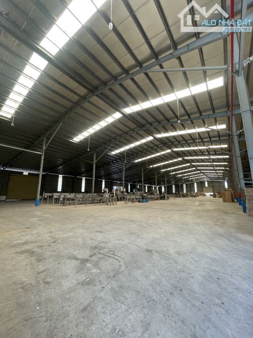 Cho thuê kho xưởng 1000m2 đến 8000m2 Bùi Văn Hoà, Long Bình,Biên Hoà gần vòng xoay cổng 11 - 2