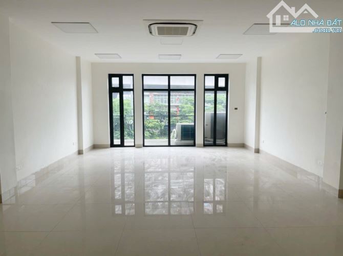 Mời thuê TOÀ VĂN PHÒNG - MẶT PHỐ Phạm Văn Đồng - Cầu Giấy. 55m² - 60 triệu - 4