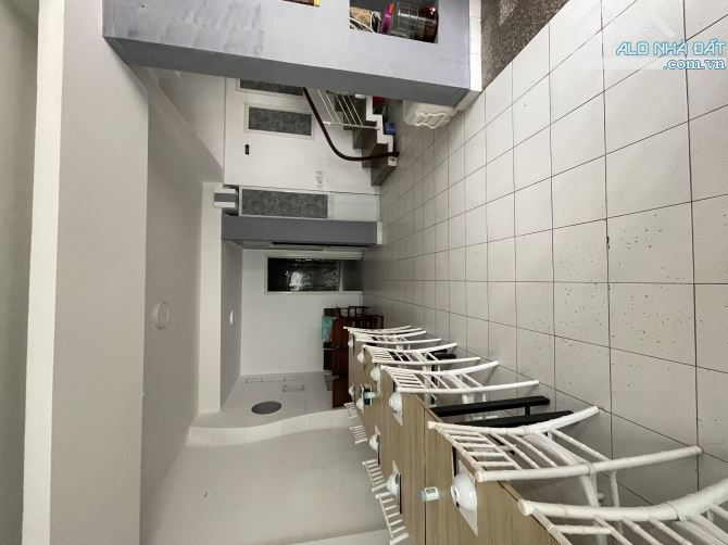 Bán nhà đường Thi Sách với 10 phòng, 4 WC giá chỉ 14 tỷ - 4