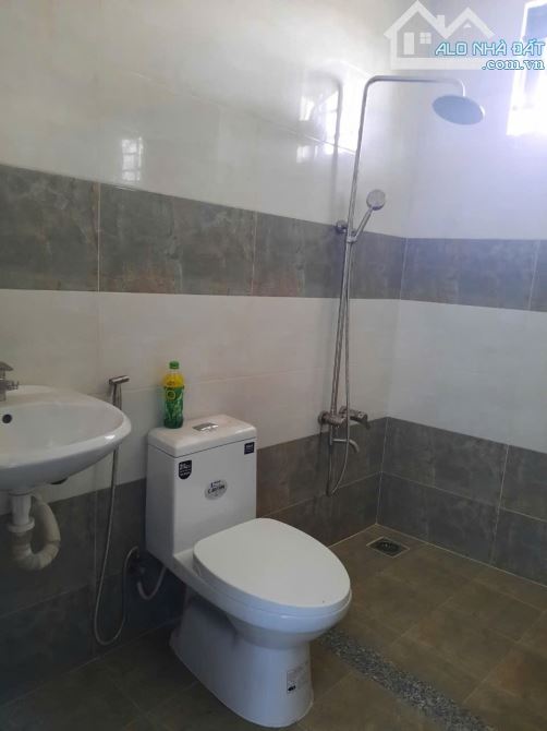 11.5 tỷ - BÁN TOÀ NHÀ 9 phòng trọ cao cấp ,p. Linh đông , tp . Thủ Đức -cho thuê-45tr/t - 6