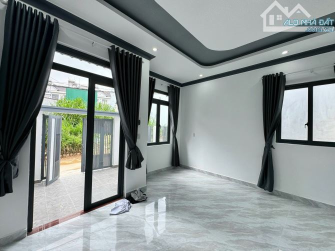 NHÀ ĐẸP MỚI XÂY CĂN GÓC 2 MẶT THOÁNG – MÊ LINH, P9, ĐÀ LẠT - 5