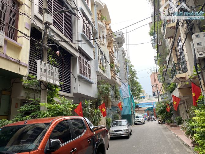 BÁN NHÀ NGÕ 9 TRẦN QUỐC HOÀN, 51M², 6 TẦNG, MẶT TIỀN 4M, Ô TÔ DỪNG ĐỖ NGÀY ĐÊM, GIÁ 14.1 T