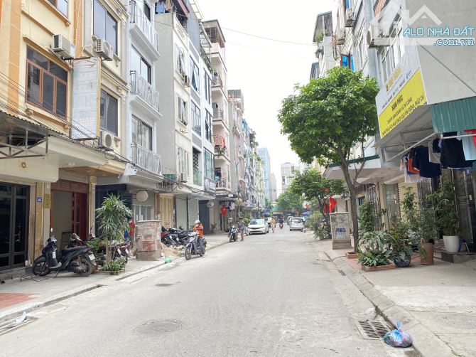 NHÀ PHÂN LÔ PHẠM TUẤN TÀI - Ô TÔ TRÁNH - NGÕ THÔNG - 40M² - 4 TẦNG - 13.5 TỶ
