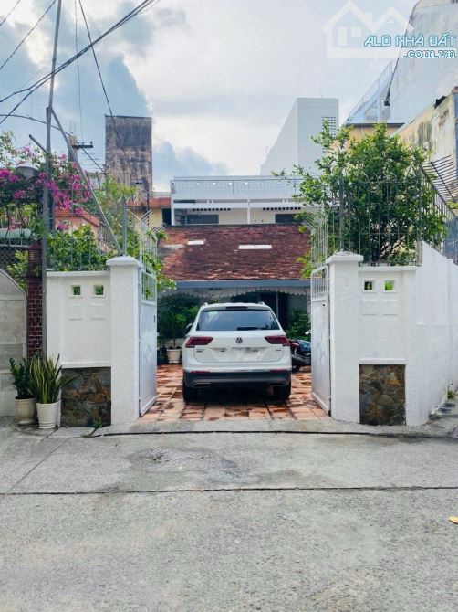 Bán Siêu Biệt Thự Cổ Kính Bùi Thị Xuân Q1 DT 10x26 Ngay Cách Mạng Tháng 8 chỉ 65 Tỷ - 1