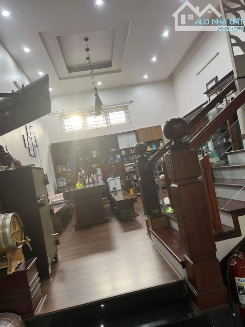 Bán căn nhà siêu đẹp khu dân cư phát đạt trung tâm Tp quảng Ngãi - 1