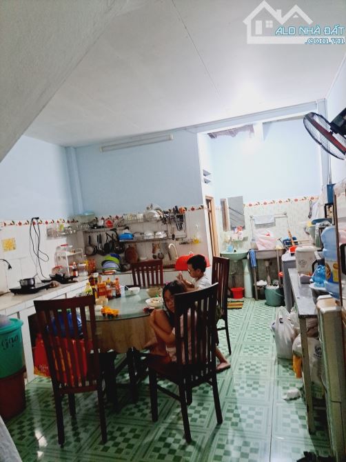 LÊ ĐỨC THỌ P.13 GÒ VẤP - HẺM XE HƠI - 82M2 (4X20.5), 3 TẦNG ĐÚC - GIÁ RẺ CHỈ 60Tr/m - 2