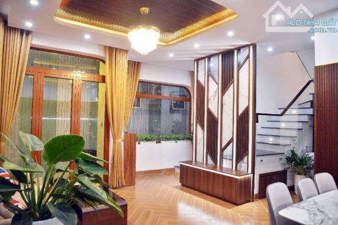 Kiệt ô tô Trần Cao Vân, nhà đẹp lung linh, 4 tầng 5PN, 88m2 nhỉnh 4 tỷ - 3