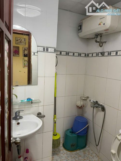 Bán căn hộ chung cư 183 Hoàng Văn Thái, Thanh Xuân, 80,5m2 2 ngủ, P khách, bếp, 2WC - 6