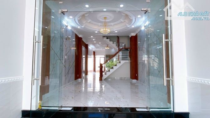 NHÀ MỚI PMH, 3 TẦNG, 120M2, NGANG KHỦNG, CHỈ 5.x tỷ