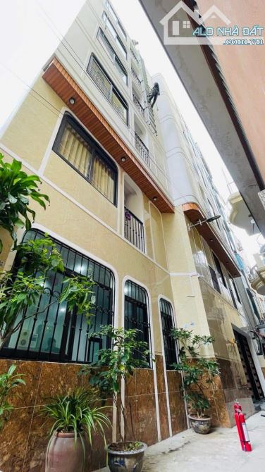 Tòa CHDV cao cấp Dịch Vọng, Cầu Giấy 60m2 7T MT 12m Tổng 15P studio full Dòng tiền 90tr/th