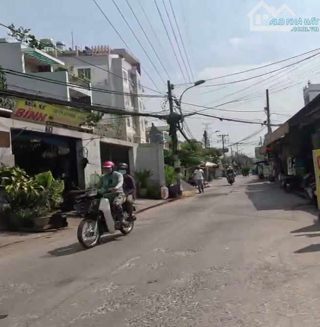 4,9 tỷ có nhà 3 lầu Bùi Tư Toàn, thiết kế mới, thông Võ Văn Kiệt, ra kcd Nam Hùng Vương