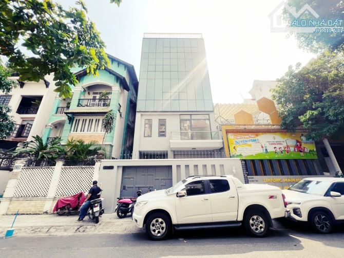 Cho Thuê Tòa Nhà 177 Hoa Lan, P2, Phú Nhuận, DTSD 860m2 Hầm, 5 Lầu, Thang Máy, Giá 125tr