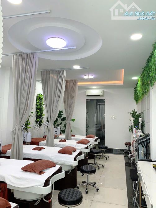 💘 NHÀ MẶT TIỀN BÌNH THẠNH MỞ SPA - 40 TRIỆU