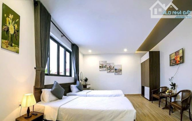 VILLA HỘI AN NHƯNG THEO PHONG CÁCH HIỆN ĐẠI - ĐƠN GIẢN 250M CHỈ 11,5 TỶ.