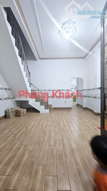 Biệt Thự Sân Vườn (8 x 18m) 1T1L, Đường số 8 Linh Xuân