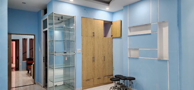 Bán nhà mặt tiền Nguyễn Thái Bình gần Siêu Thị 4,2mx18m 3 lầu giá tốt 17,5 tỷ - 1