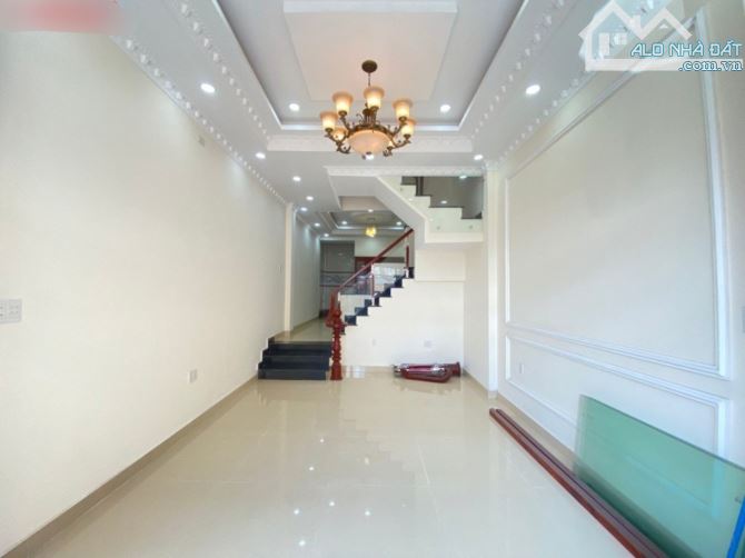 GIÁ CỰC TỐT THỜI ĐIỂM HIỆN TẠI, MẶT TIỀN KD NGAY CHỢ BÌNH TRIỆU, SÁT PHẠM VĂN ĐỒNG - 1