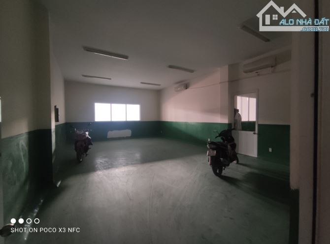 * Cho thuê kho xưởng*1.660m2 trong KCN Cát Lái, Quận 2 - 1