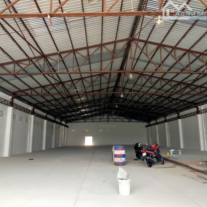 Cho thuê kho Tỉnh Lộ 10,Bình Tân diện tích tổng: 1.200m2, kho: 1.000m2 - 1