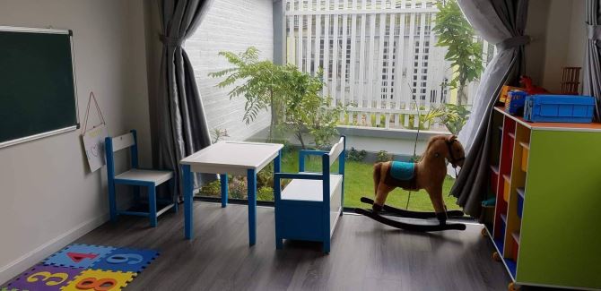 Nhà đẹp, hiếm  Dt 180m2, Ô tô vào nhà, khu VIP, gần trường, chợ, bệnh viện. Giá 5,5 tỷ TL. - 1