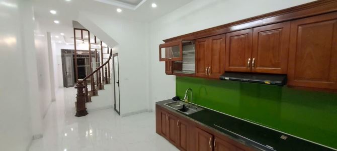 Bán nhà Phố Thanh Lân, 52m2, 4 Tầng, Ô Tô Đỗ Cửa, Nhà Đẹp, Ở Luôn, Giá 5.9 Tỷ. - 2