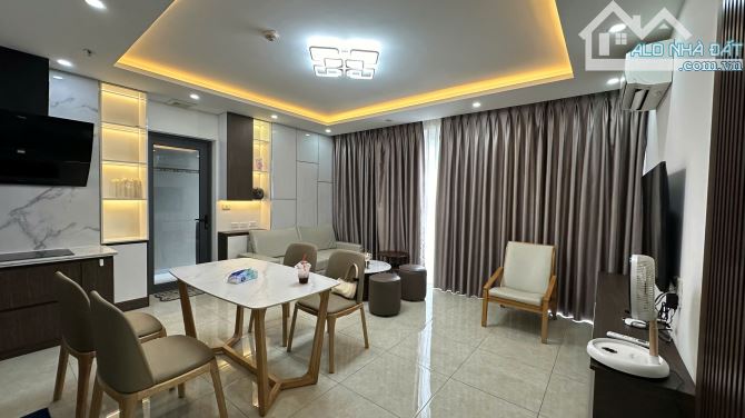 Cho thuê căn 2 phòng ngủ full đồ The Minato Residence giá 16 triệu bao phí - 2