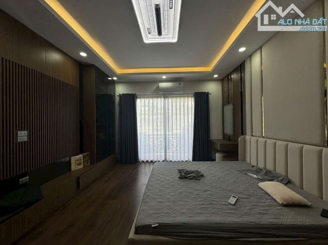 Bân nhà Đẹp Ngọc Thụy, Long Biên, 90m2, 6tầng thang máy. Gara 2oto. 16 tỷ - 2