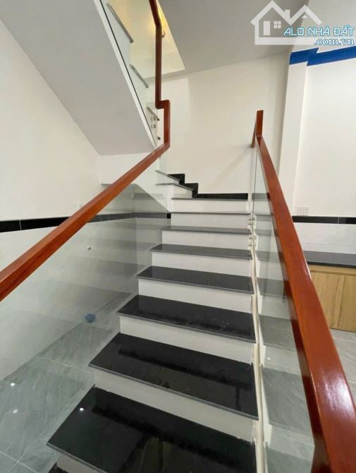 Cần tiền bán gấp căn nhà 80m2 đường Nguyễn Thị Ngâu Thới Tam Thôn Hóc Môn gần trường THCS - 3