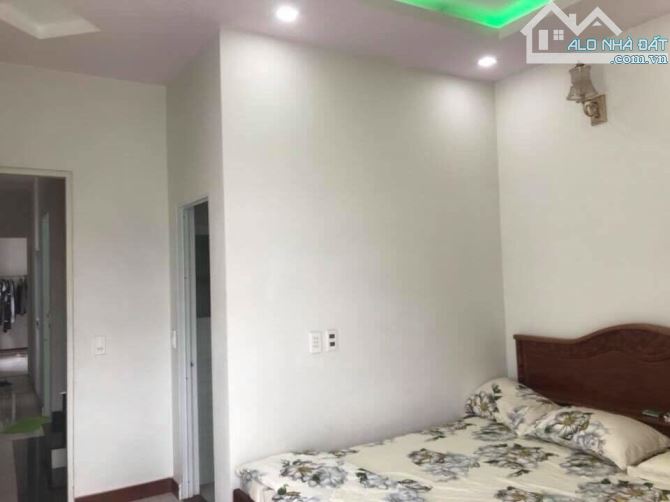 Nhà 3 Tầng Mặt Tiền Trung Chánh Hóc Môn - 70M2 - Giá Rẻ! - 3