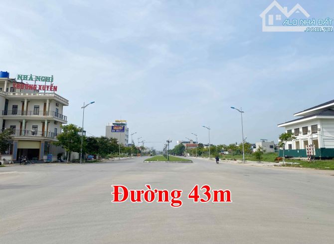 CHÍNH CHỦ NHỜ BÁN GẤP LÔ ĐẤT ĐƯỜNG 43M, CÁCH BIỂN SẦM SƠN 300M, CÁCH CÔNG VIÊN 2KM - 4