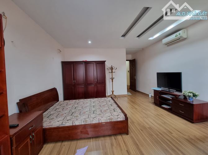 Bán gấp nhà NGUYỄN VĂN HUYÊN, CẦU GIẤY, 90m, 4 T, MT 5.6m, Gara, Kinh Doanh, Giá 25 tỷ. - 4