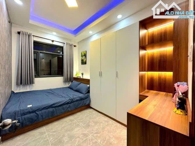 TIN HOT! Bán nhà giá rẻ Quận 10-Đ.Nguyễn Tiểu La.60m2 -Giá chỉ:2tỷ890.Gần ĐH Kinh tế - 5