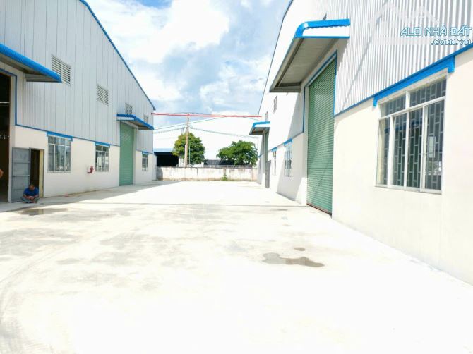 Cho thuê nhà xưởng 2300m2, 4500m2, 6800m2 KCN Đức Hòa, Long An