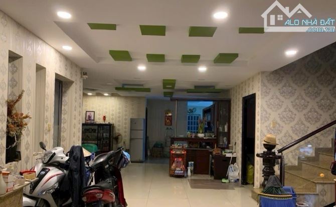 🏡🏡🏡HẺM XE TẢI DIỆN TÍCH KHỦNG + 300M .10 X 30 .TÂN THỚI NHẤT 13 ..Q 12 +CHỦ GẤP BÁN GIẢ