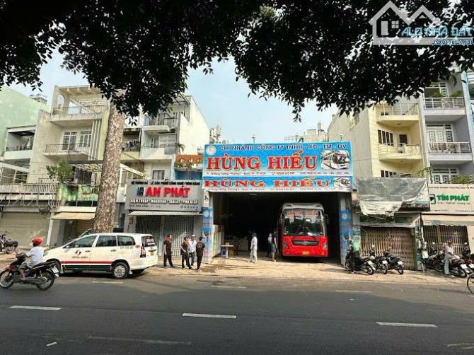 Khuôn đất xây building - MT Hùng Vương, Q.10 - 8,4 x 24,5 (124m2) - Giảm còn 4X Tỷ