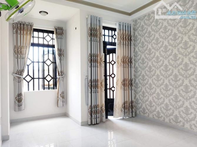 Bán Nhà MẶT TIỀN HẺM 10M Thông Lê Thị Hồng, P.17 _ 5m x 20m _ Giá bán: 10 Tỷ TL