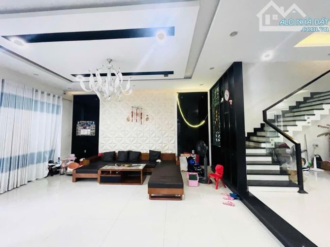 BÁN 324M2 + BIỆT THỰ MẶT TIỀN KINH DOANH NHẬT LỆ, HUẾ - HÀNG KHỔ CỰC HIẾM .. GIÁ RẺ SỐC ❌ - 1